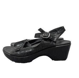 Dansko Joanie Platform Sandal Women EU40 10 Comfort Black Embossed Leather Retro